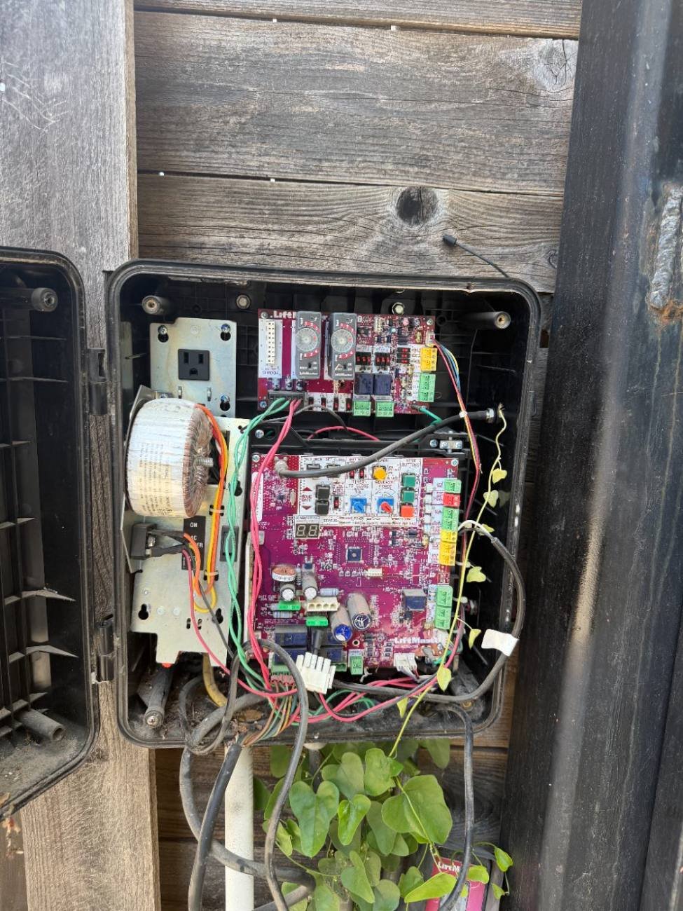 Gate intercom and video entry call box installed in Dallas TX